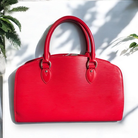 Louis Vuitton Pont Neuf NM Handbag Epi Leather PM Red Authentic - Picture 11 of 16